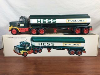 Vintage Nos 1977 Hess Toy Truck Fuel Oils Old Gas Tanker In The Box