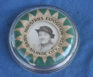 1936 Dairy Industries Expo Atlantic City Milk Bottle Cap Photo Glass Paperweight