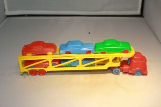 1960s Auto Transporter Tractor - Trailer Truck with 5 Cars Processed Plastics USA 3