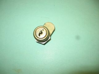 Wurlitzer Model 1015 And Others - - - - Coinbox Lock - - - For Wc Key