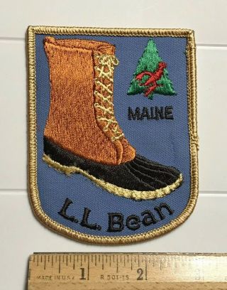 L.  L.  Ll Bean The Bean Boot Maine Pine Tree Souvenir Embroidered Patch Badge