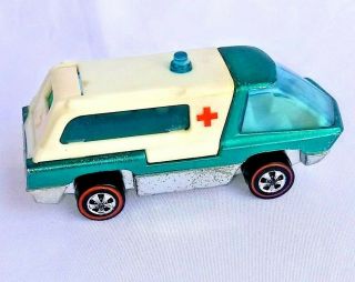 Rare Color Variation Hot Wheels Redline Aqua Blue White Ambulance Hot Rod Lqqk