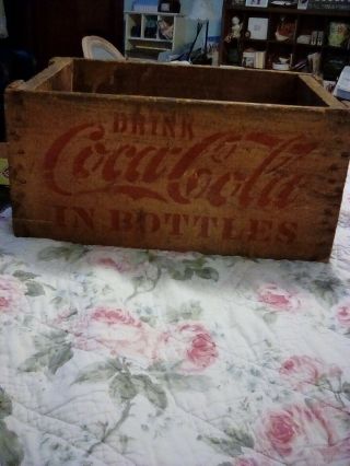 1900s Coca - Cola Hutchinson bottle crate 8