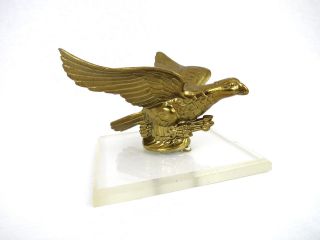 Vintage Gold Tone Eagle W/ Arrows Paper Weight Figurine Sculpture Office Desk