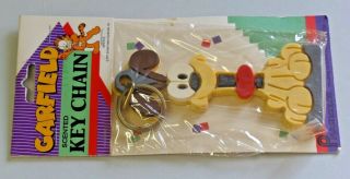 Vintage Odie 1978 Scented Key Chain in Package Garfield Friend 4