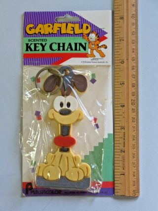 Vintage Odie 1978 Scented Key Chain in Package Garfield Friend 5