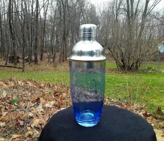 Hand Blown Transparent Blue Etched Design Retro Style Glass Cocktail Shaker 9 "