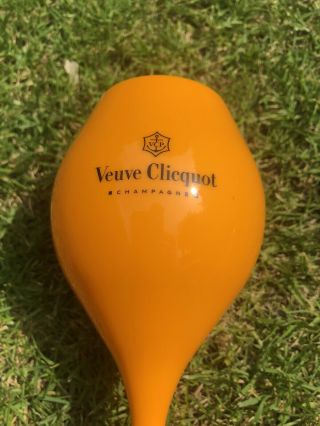 VEUVE CLICQUOT YELLOW CHAMPAGNE POOLSIDE HOT TUB POLYCARB FLUTES BOXED X 4 3