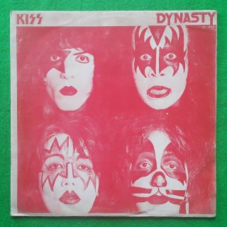 Kiss - Dynasty,  Unique Korea Vinyl Lp Monochrome Cover (red Cover) Vg / Ex - (ex)