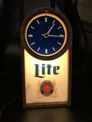 Vintage 1980s Miller Lite Beer Back Bar Light Up Clock Sign Game Room Rare
