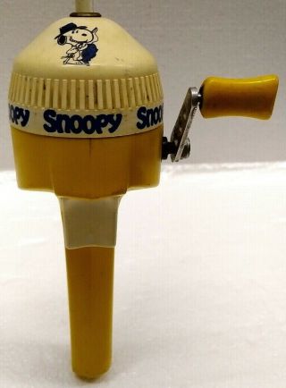 Vintage 1988 Zebco Yellow & White Peanuts Snoopy 2 ' Fishing Pole Rod Reel Combo 2