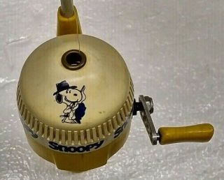 Vintage 1988 Zebco Yellow & White Peanuts Snoopy 2 ' Fishing Pole Rod Reel Combo 3