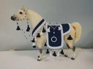 Breyer Proud Arabian Stallion,  Peter Stone Arabian Costume Navy Blue & White