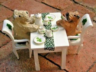 Soft Coated Wheaten Terrier Shamrock Table & Chairs Scene