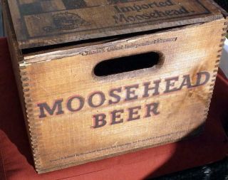 VINTAGE MOOSEHEAD BEER WOODEN CRATE CANADIAN LAGER WITH RARE CHESSBOARD LID 4