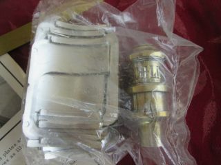 Vintage Schlitz Beer Stanchion Lighted Keg Tap Cover includes tap handle & box 6