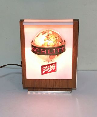 Vintage Schlitz Beer Motion Lighted Spinning Globe Bar Sign
