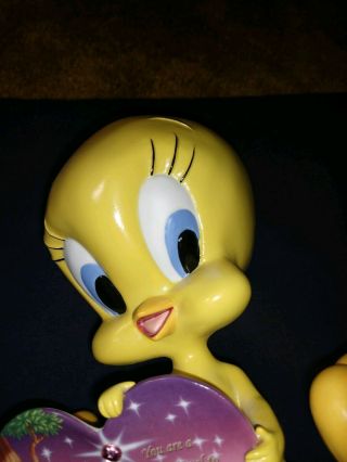 Tweety Large Full - Body Statue With A Mini Plate