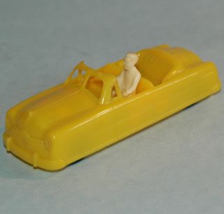 Vintage Hard Plastic Thomas Toys U.  S.  A.  Yellow Pontiac Convertible 1950 1/43rd