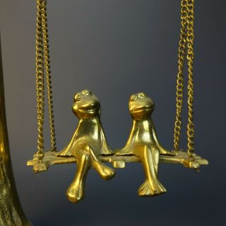 Vintage Solid BRASS FROGS Sitting On A Swinging Bench Hanging From Tree MCM 2