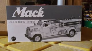First Gear 1/34 Scale Mack 1960 B - Model Pumper Truck Die Cast Car