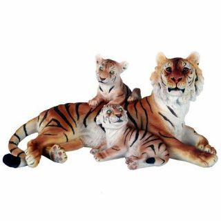 11600 Bengal Tiger With Cubs Lifelike Figurine Statue