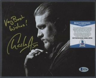B67980 Charlie Hunnam Sons Of Anarchy Signed 8x10 Photo Auto Beckett Bas