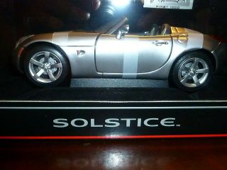 2006 PONTIAC SOLSTICE GM LICENSED 1:18 Scale RARE LIMITED ISSUE 2