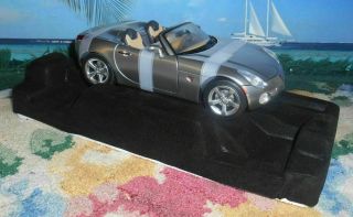 2006 PONTIAC SOLSTICE GM LICENSED 1:18 Scale RARE LIMITED ISSUE 5