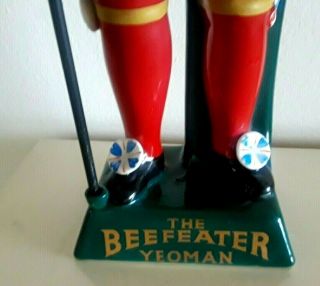 VTG The Beefeater Yeoman Figurine Decanter by Carlton Ware Handpainted Ceramic 3