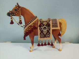 Breyer Proud Arabian Stallion,  Peter Stone Arabian Costume Burgundy Tapestry