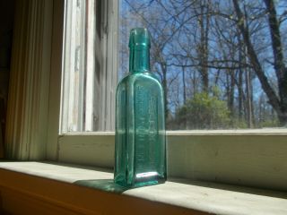 Pretty Teal Green Gargling Oil Lockport,  Ny 1880s Horse Liniment Cure All Bottle