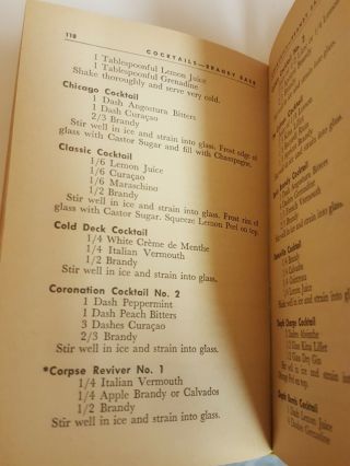 The Standard Bartender ' s Guide Patrick Gavin Duffy 1948 hardcover 4