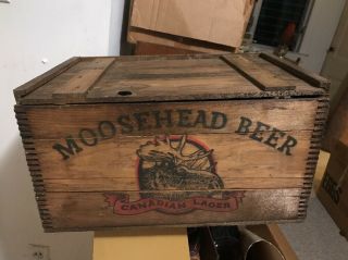Vintage Moosehead Beer Wooden Dovetail Crate Case W/ Lid