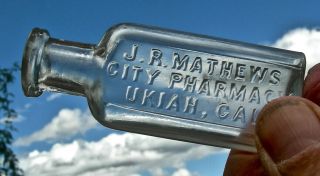 Ca 1888 Ukiah,  California (mendocino Co) Rare " Jr Mathews " Med Drug Store Bottle