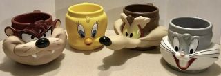 4 Vintage 1992 Looney Tunes Plastic 3d Mugs Taz Tweety Bugs Bunny Wile E Coyote