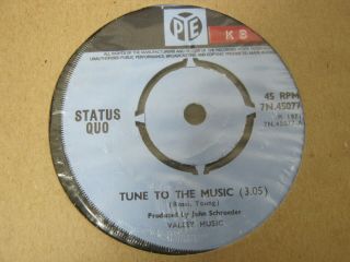 Vinyl Record 7” Status Quo Tune To The Music (z) 47