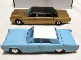 Dinky Toys Lincoln Continental 4 - Door Lt Blue Corgi Lehmann Peterson Bodywork