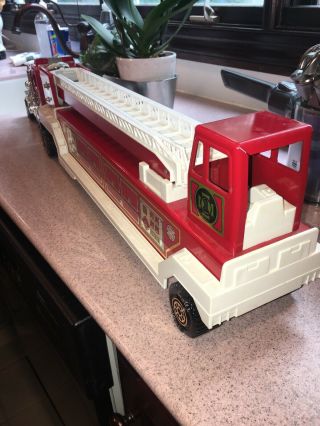 Vintage 1980’s Tonka Hook And Ladder Fire Truck.  33” Long.  Engine No 1 4