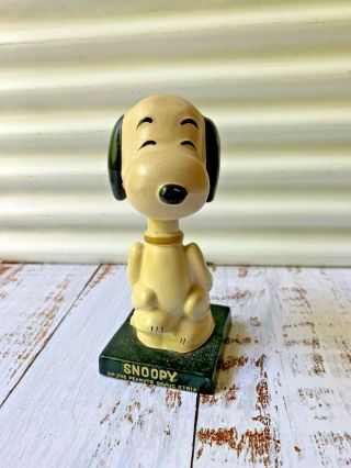 Snoopy Peanuts Vintage Bobble Head 1960 