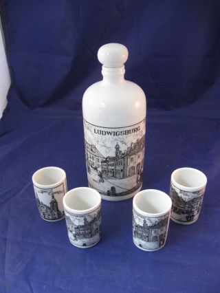 Unusual Porcelain Decanter And 4 Glasses Set By Altenkunstadt - Germany