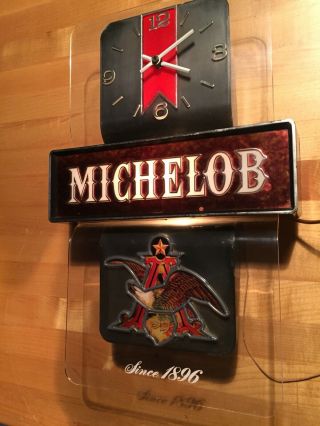 Vintage Advertising Michelob Beer Clock And Light Man Cave Bar Sign