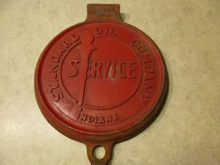 Antique Embossed Standard Oil Co.  Service Lubester Lid Gas & Oil