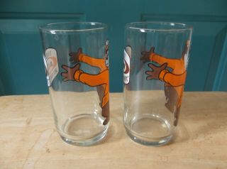 Two Vintage A & W Family Restaurant 5 3/4 - inch Drinking Glasses with Bear 4