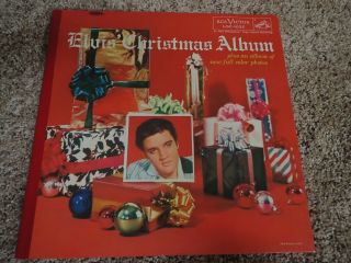Loc - 1035 Elvis Christmas Album Nm/exc.  Released In 1957.