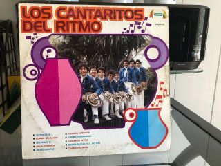 Los Cantaritos Del Ritmo - Llorando Se Fue - Vintage Cumbias Sonideras