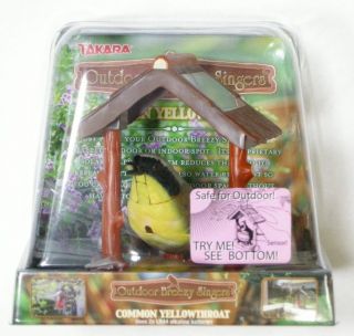 Takara Outdoor Breezy Singers Common Yellowthroat Motion - Activated Solar Powered