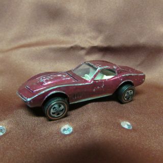 1968 Hotwheels Hot Wheels Custom Corvette Purple Red Line