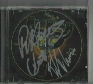 Judas Priest W/ Rob Halford Signed Cd In Person Autograph