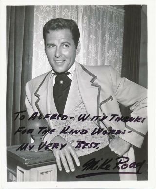 Mike Road - Vintage Glossy Signed Photograph